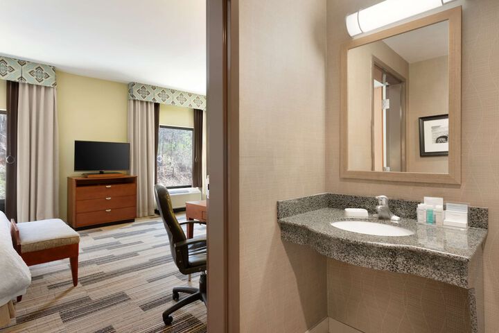 Hampton Inn & Suites Birmingham East Irondale