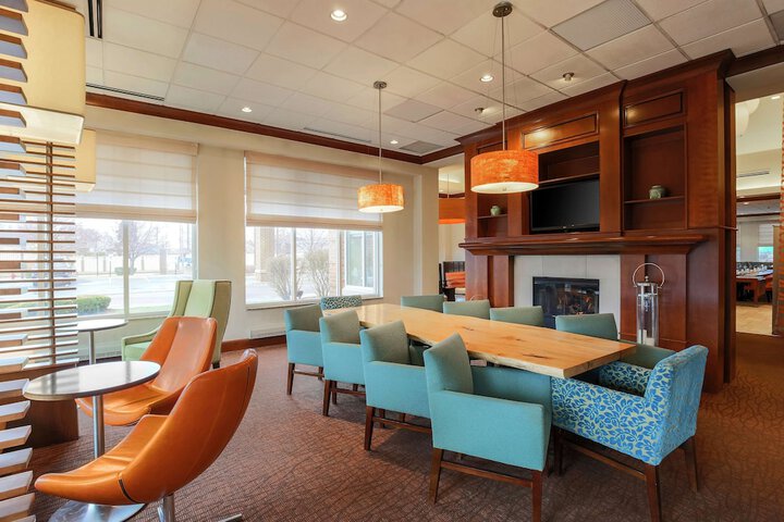 Hotel Interior 6 of 28