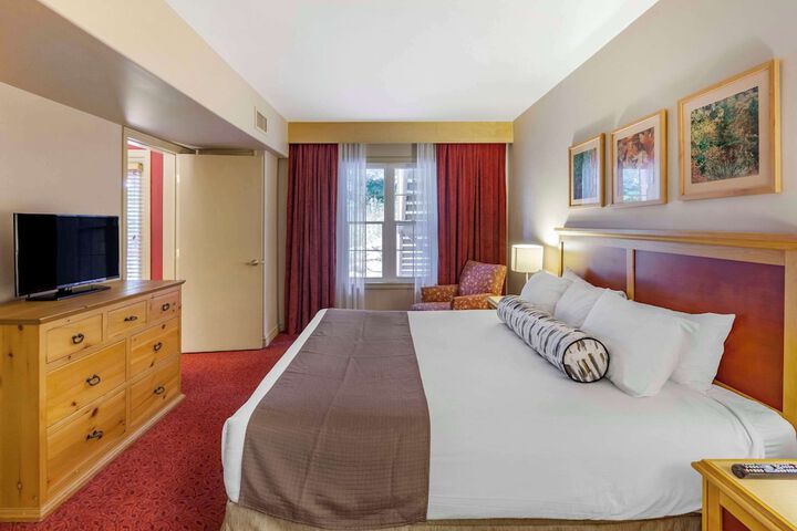 Room 19 of 38