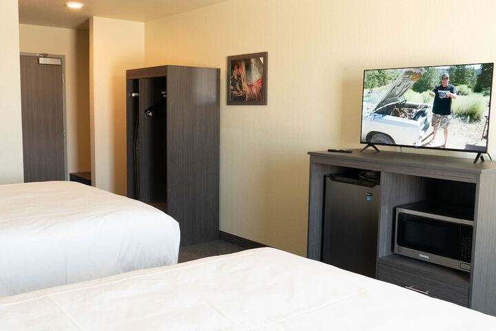 Room 12 of 17