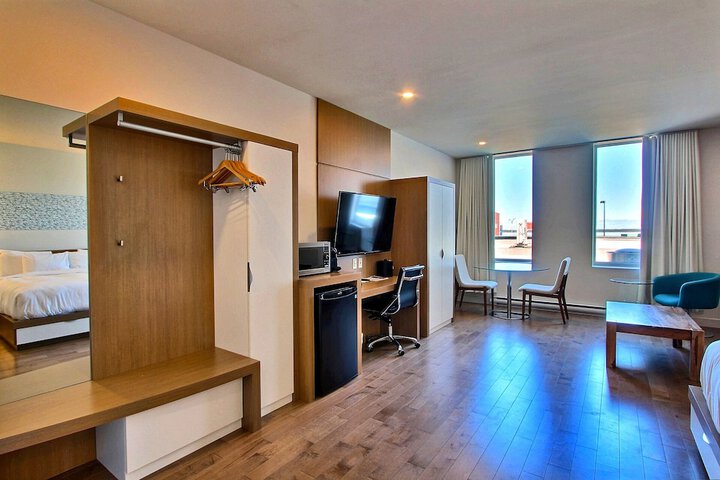 Room 75 of 112