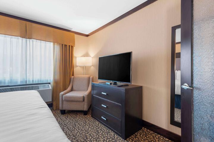 Room 12 of 31