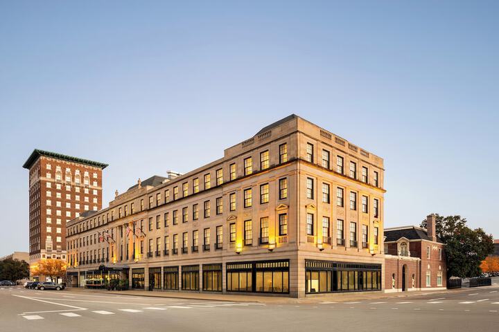 Magnolia Hotel Omaha