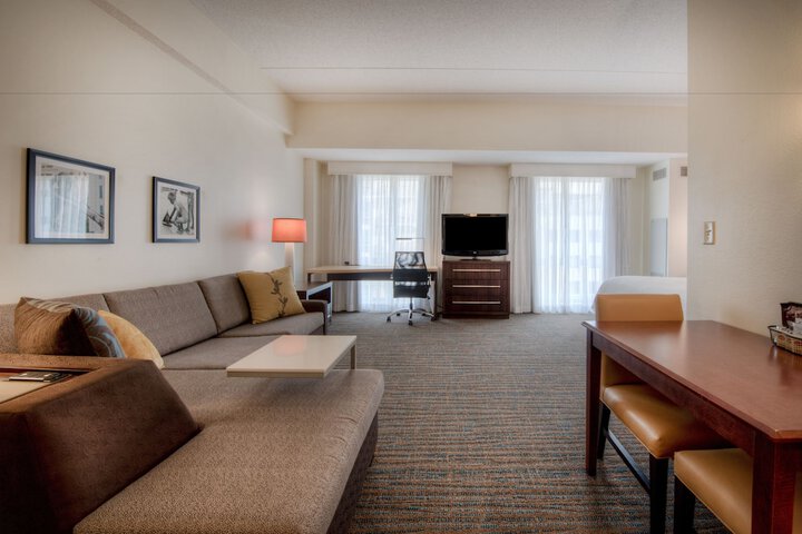 Room 40 of 53