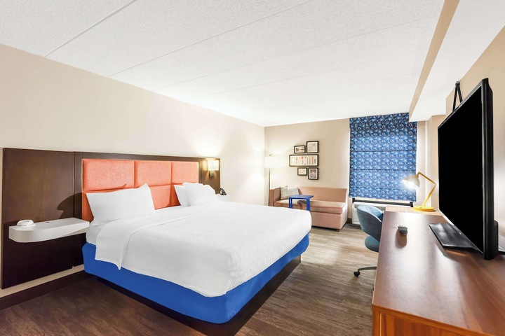 Hampton Inn Pennsville