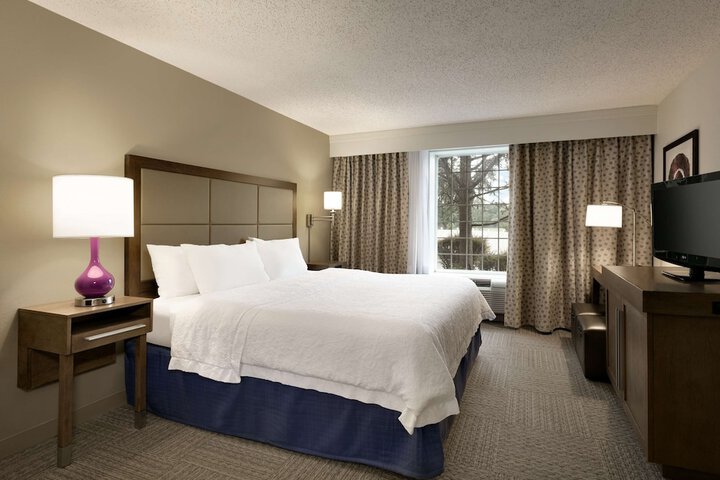 Room 30 of 44