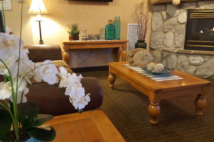Hotel Interior 14 of 63