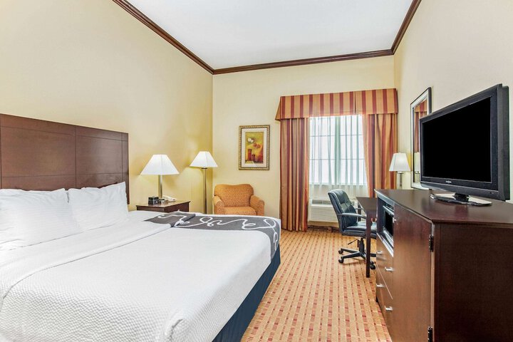 Room 21 of 30