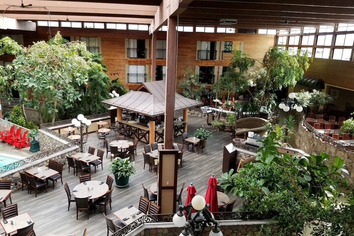 Prestige Vernon Lodge and Conference Centre