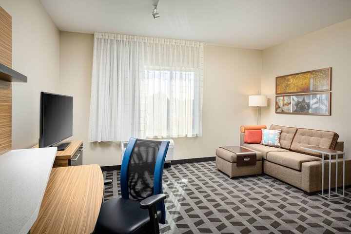 Room 19 of 33