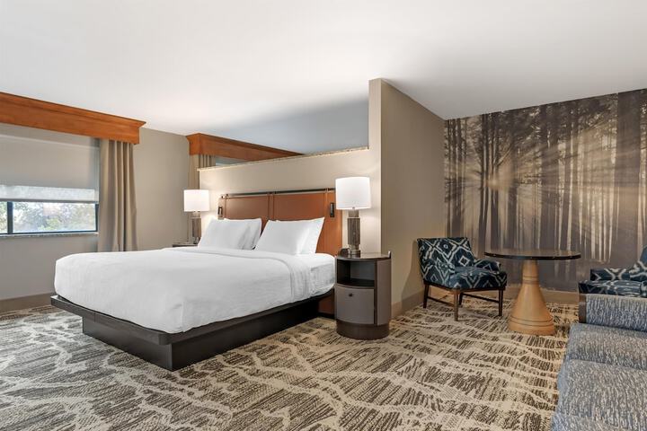 Best Western Plus GranTree Inn