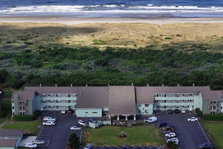 Hotel 2 of 260