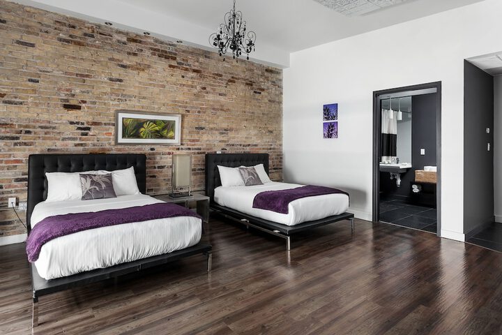 Room 6 of 31