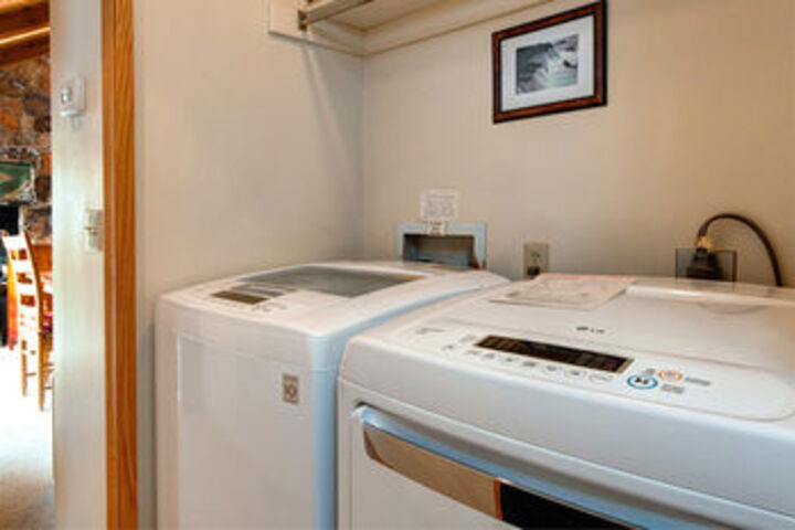 Park City Condo with Indoor Hot Tub by RedAwning