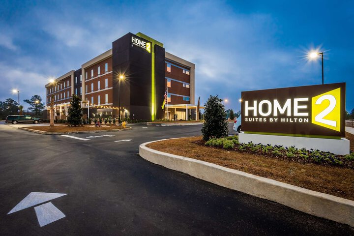 Hotel 2 of 71