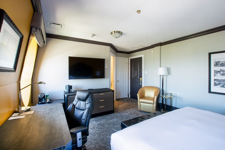 Room 42 of 52
