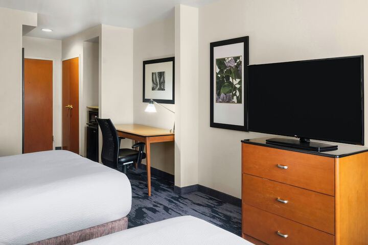 Fairfield Inn & Suites by Marriott Denver Aurora / Parker
