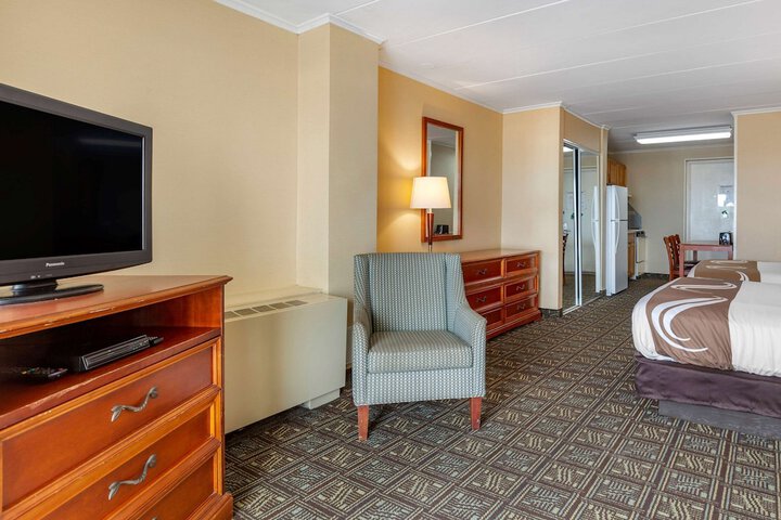 Room 82 of 110