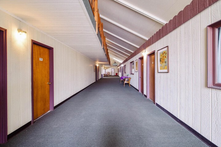 Hotel Interior 7 of 89