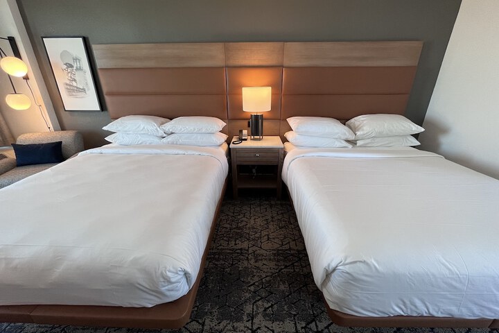 Room 49 of 152