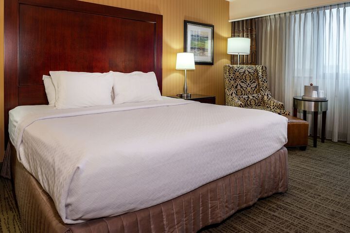 Crowne Plaza St. Louis Airport by IHG