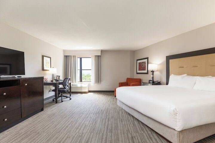 Branson Hillside Hotel