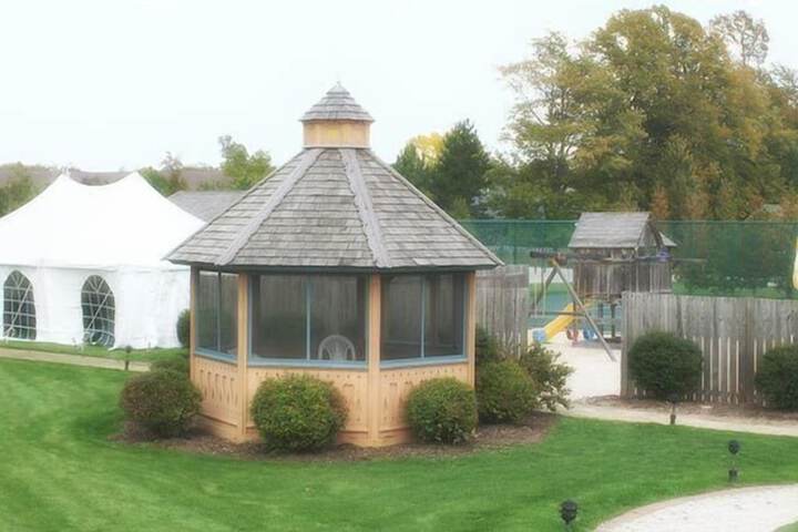 Scandinavian Lodge
