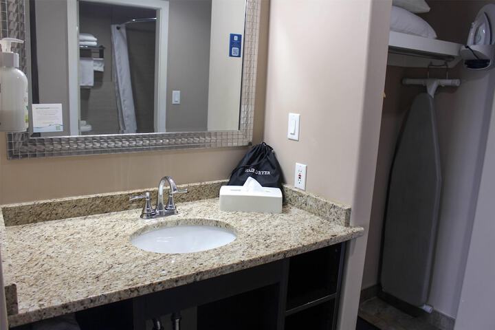 Ramada by Wyndham Sherwood Park