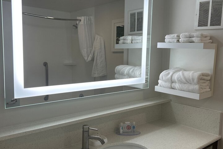 Room 18 of 51