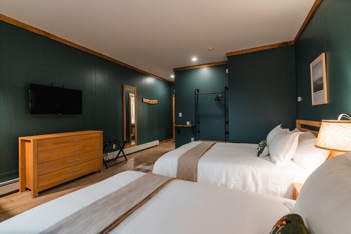Room 12 of 43