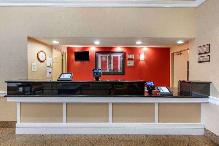 Hotel Interior 10 of 35