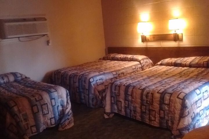Room 60 of 64