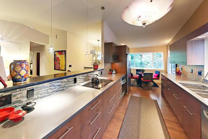 Forest Retreat Home Home