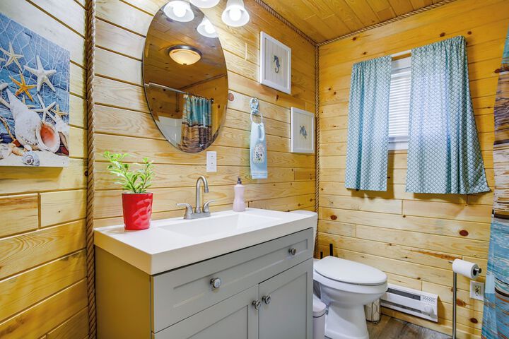 Maryland Retreat: Walk to Bay Beach & Boat Ramp!