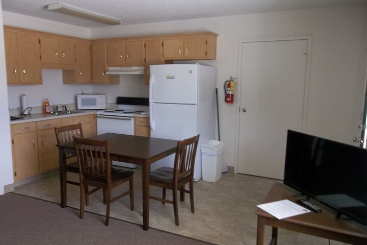 Douglas Inn & Suites