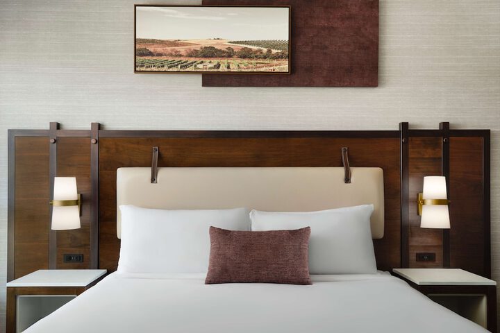 The Knoll Hotel Napa Valley Tapestry Collection by Hilton