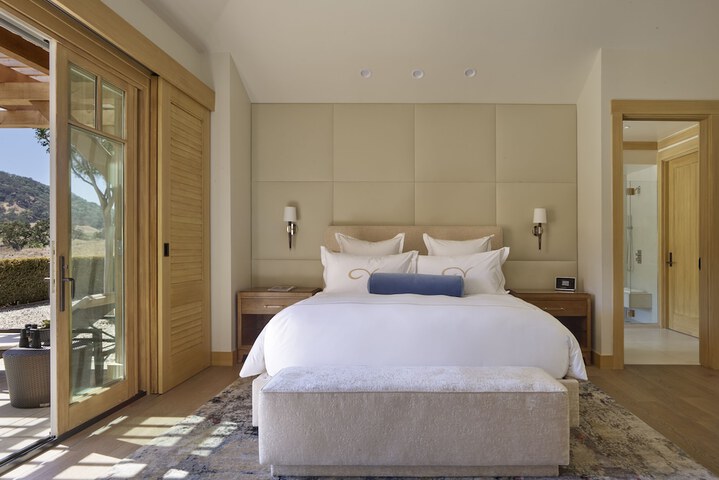 Room 9 of 46