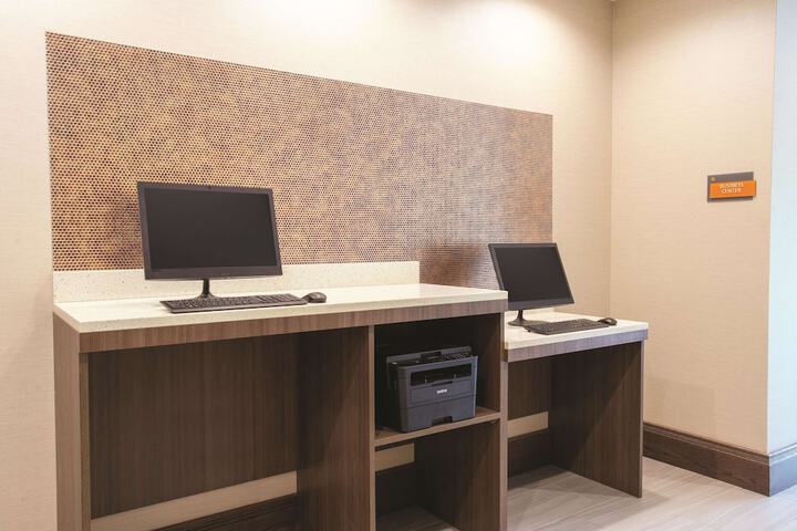 Business Center 49 of 49