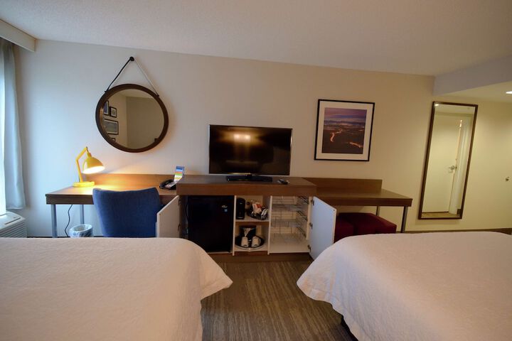 Room 25 of 39