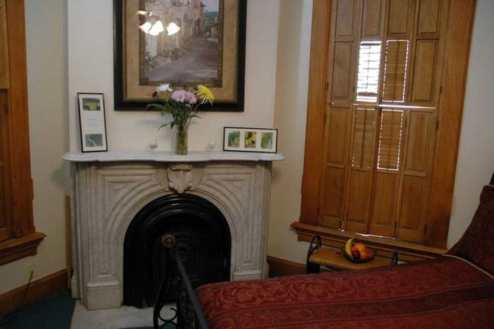 Room 34 of 41