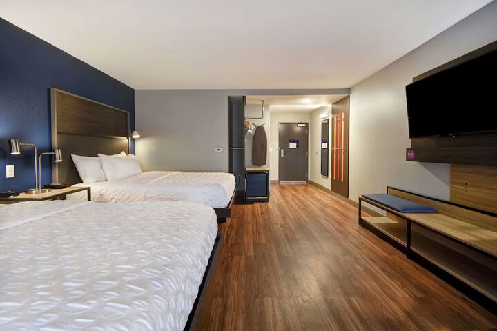 Room 30 of 44
