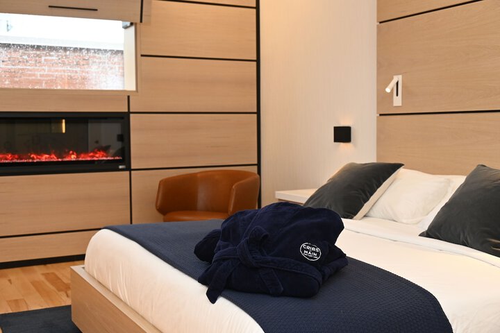 Room 18 of 110