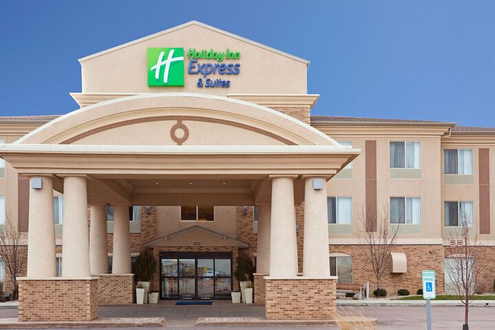 Hotel 2 of 33