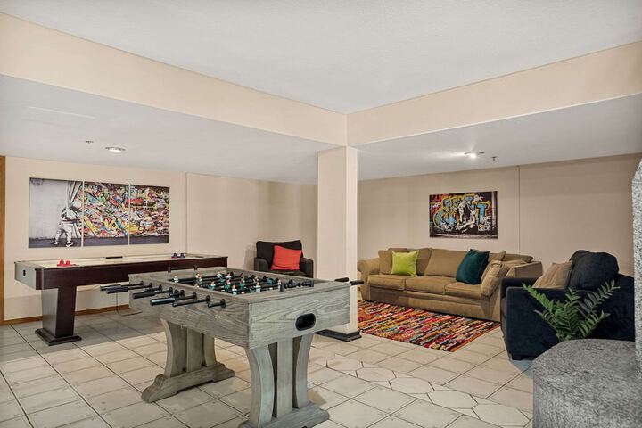 Chateau Big Bear Boutique Hotel BW Signature Collection