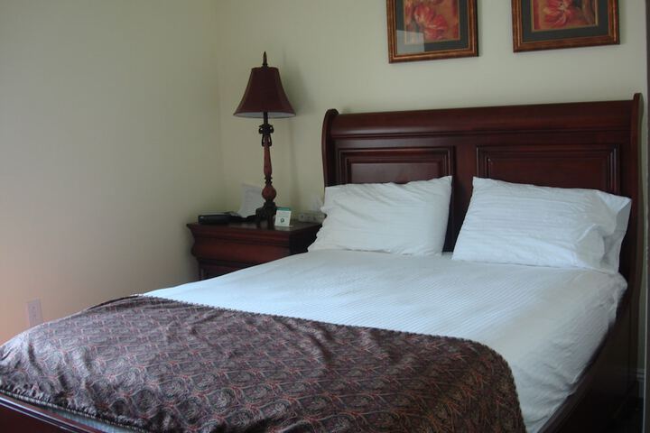 Room 12 of 26