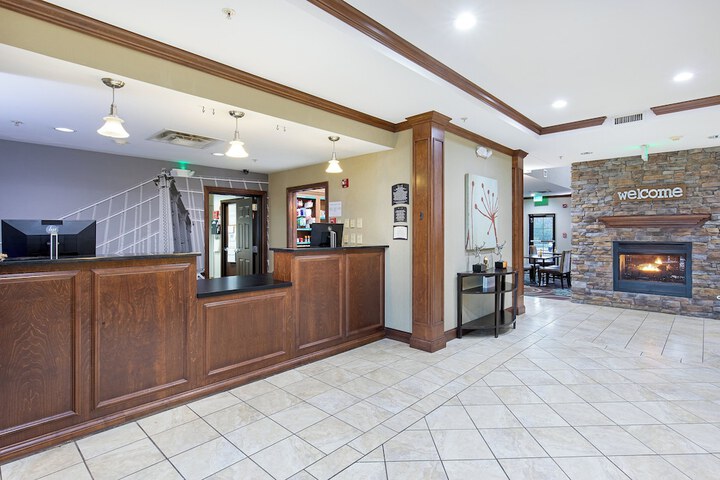 Staybridge Suites Oak Ridge by IHG