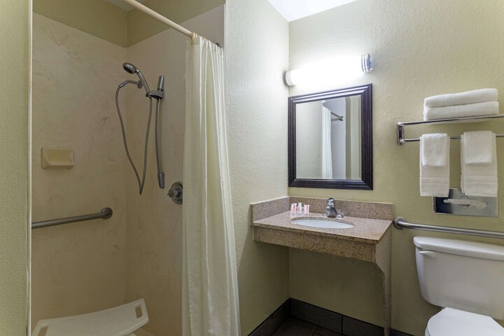 Room 14 of 20