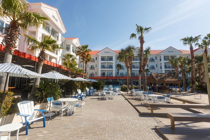 Harborside at Charleston Harbor Resort and Marina