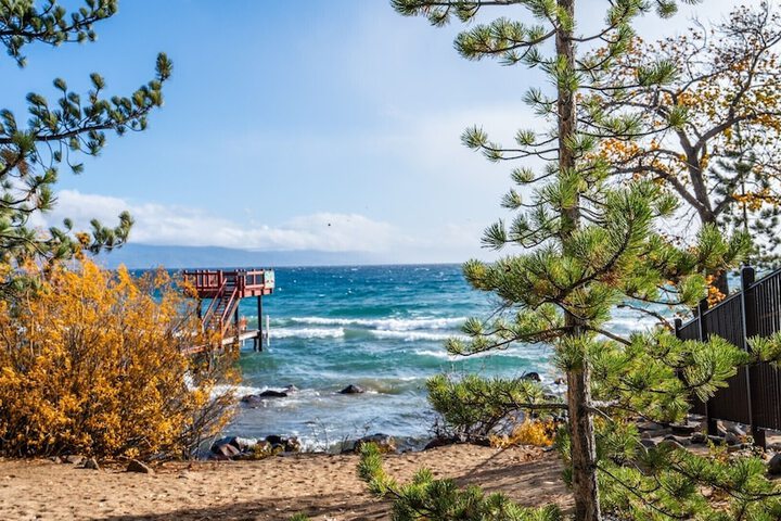 Edgelake Beach Club by Coolvacay