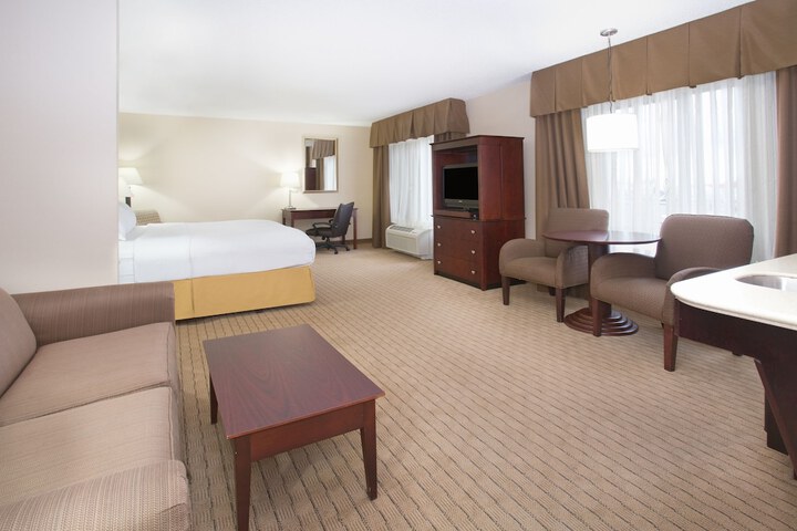 Room 13 of 35